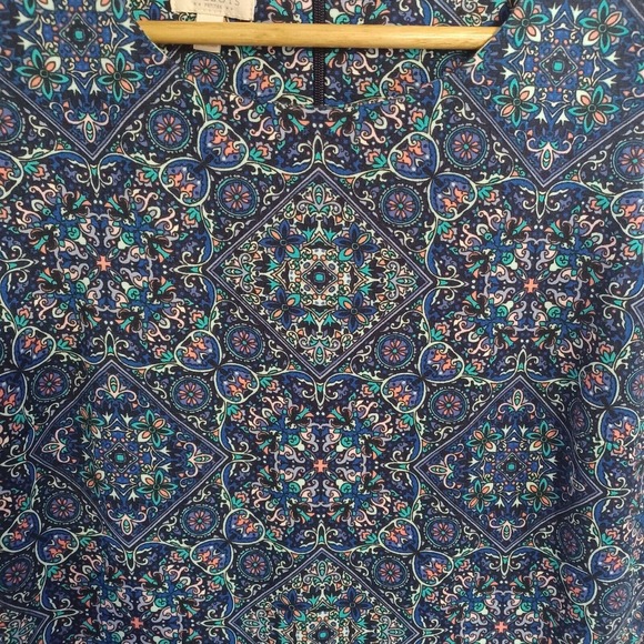 Talbots Petites Size Small Knit Sheath Dress Tile Print Sleeveless Zip Back - Picture 3 of 7